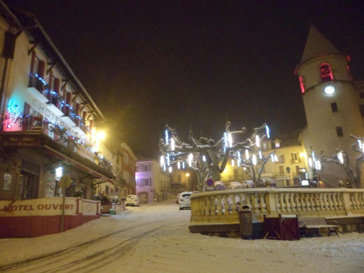 Le Moderne Veynes - Location D'Appartements A La Nuitee Екстер'єр фото
